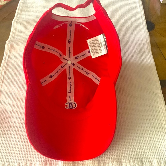 Champion red adjustable cotton baseball cap - Picture 3 of 4